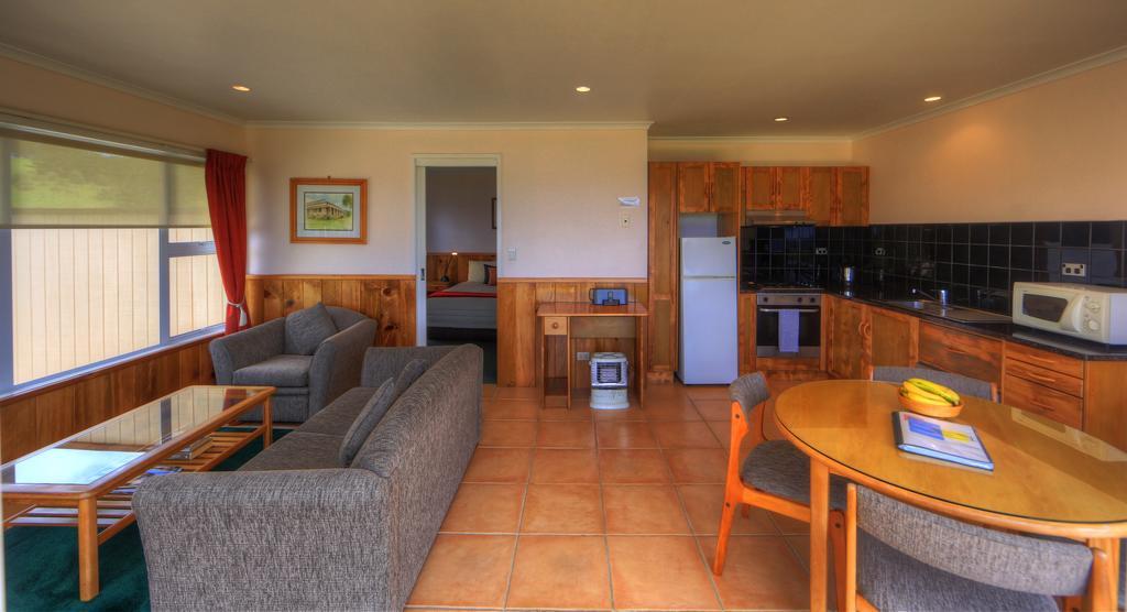 Islander Lodge Apartments Burnt Pine Eksteriør bilde